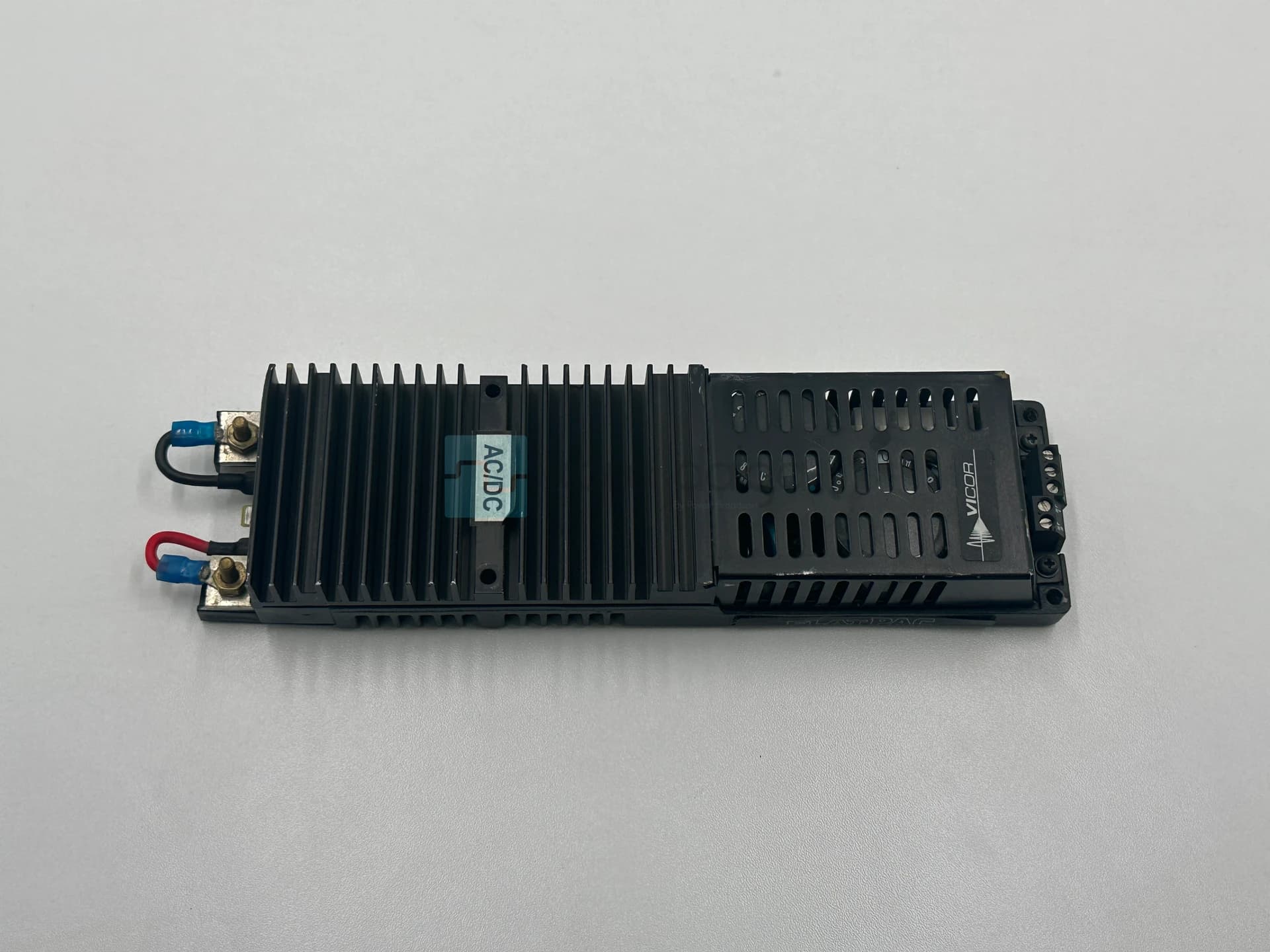 Vıcor Vı-Lfl-Iu Ac-Dc Converter - Görsel 1