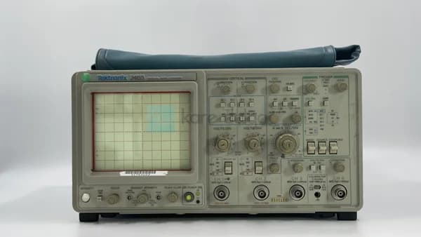 Tektronix 2465 – 4 Kanal 300 Mhz 1.17 Ns Analog Osiloskop