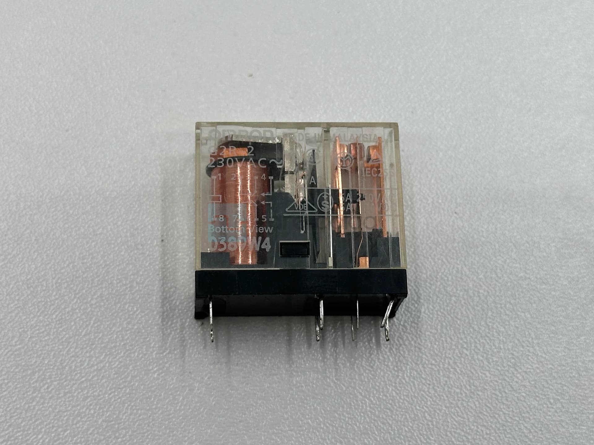 Omron G2r-2 230vac Elektromekanik Güç Rölesi - Görsel 1